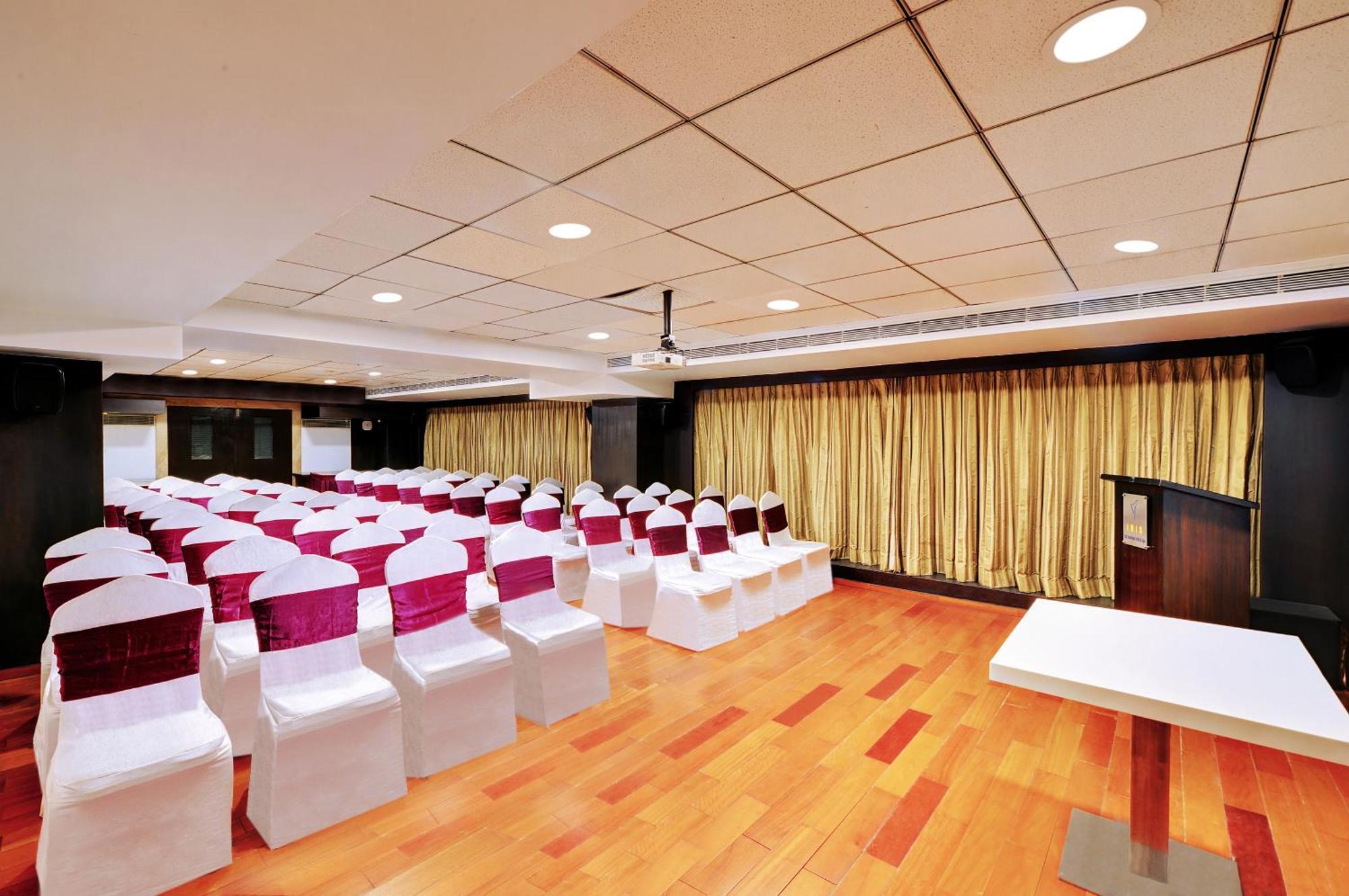 Iris The Business Hotel Bengaluru Kültér fotó