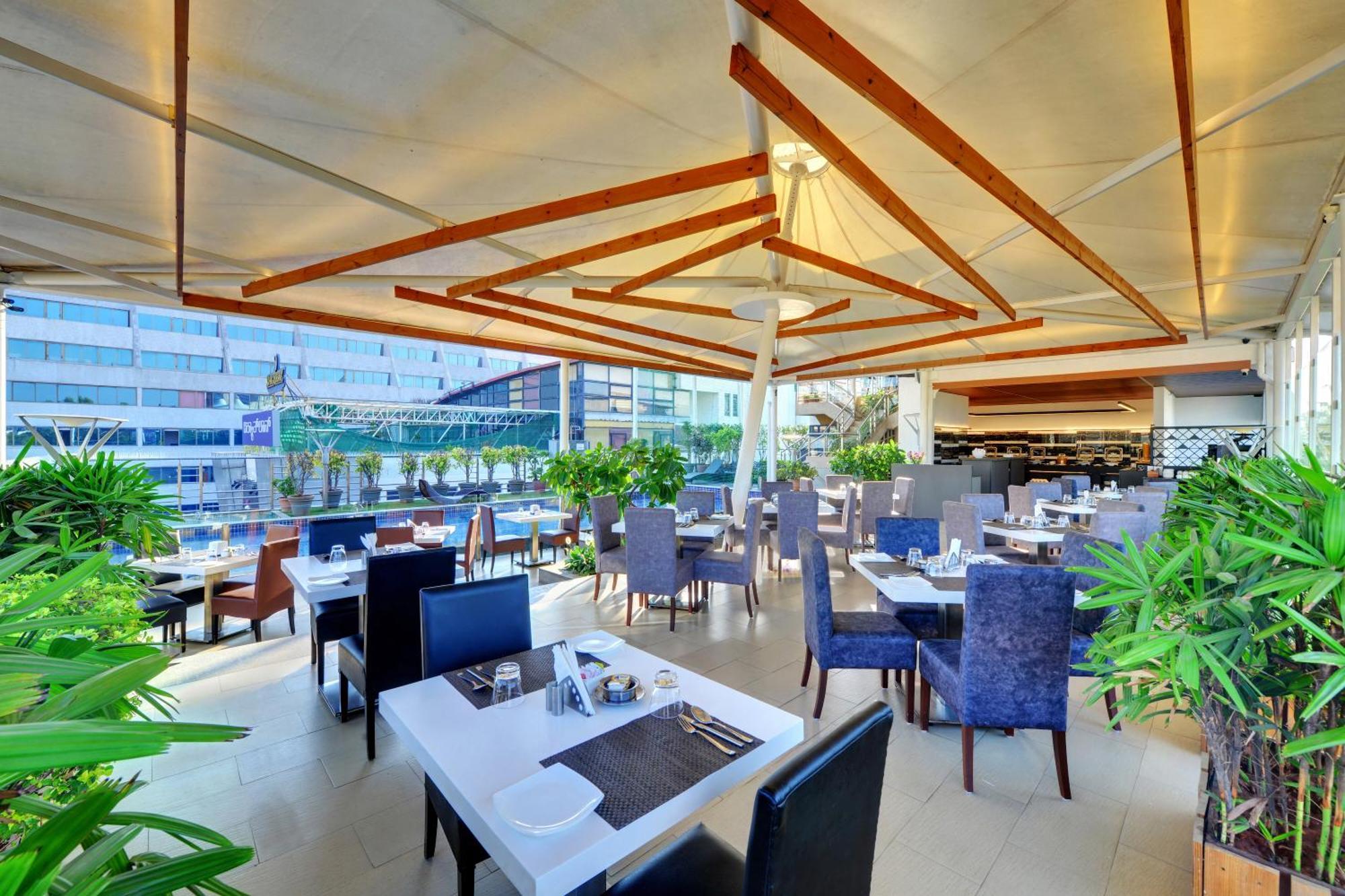 Iris The Business Hotel Bengaluru Kültér fotó